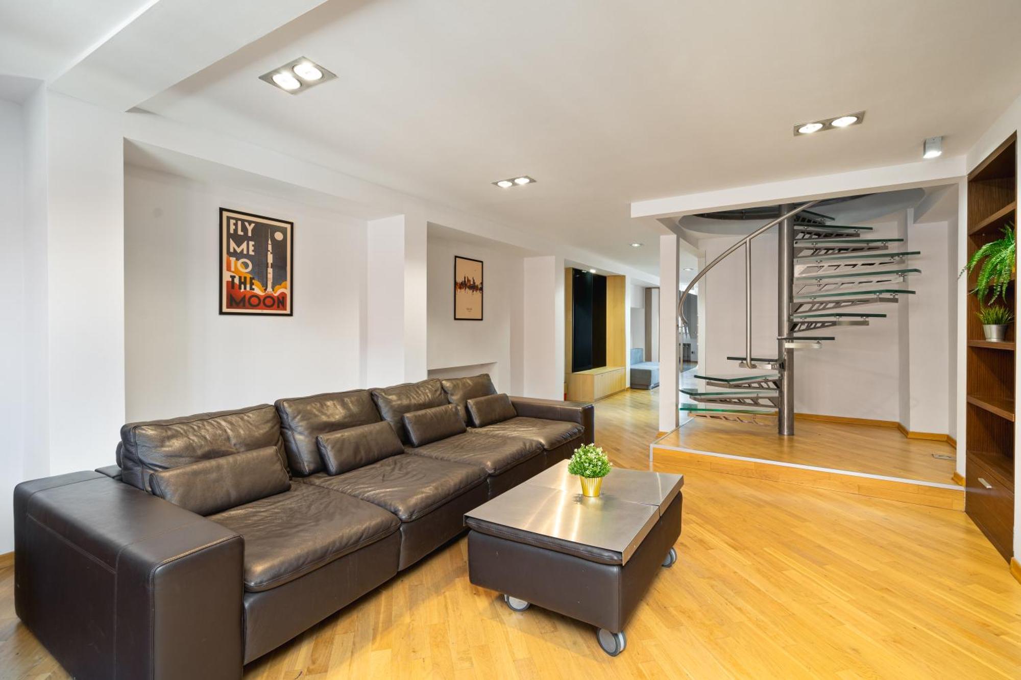 Close-golden - Huge - 13 People - 150m2 - Stare Miasto Apartament