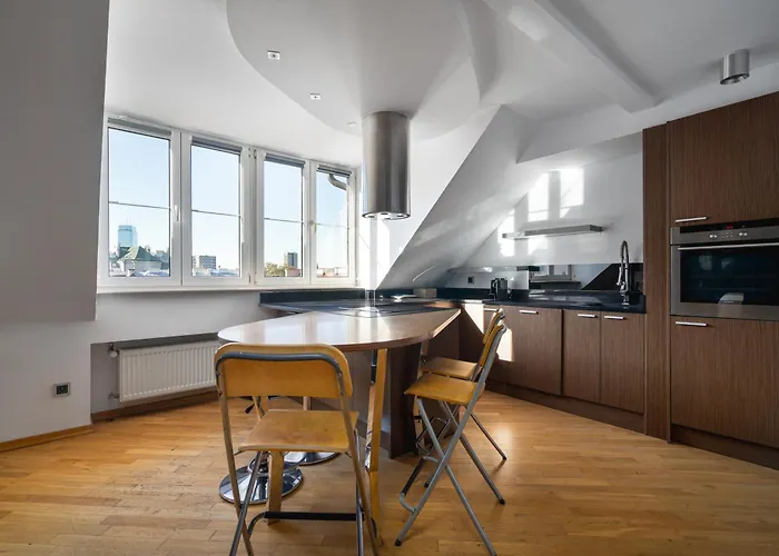 Close-Golden Apartments - Huge Apartment - 13 People - 150M2 Apartment - Stare Miasto